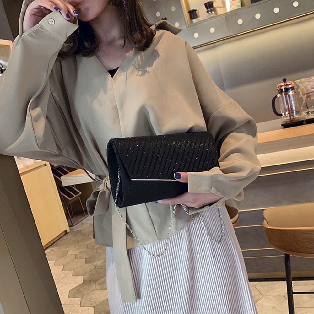 チェーン バッグ 結婚式パーティーバッグ プリーツ加工 チェーン付き クラッチバッグ