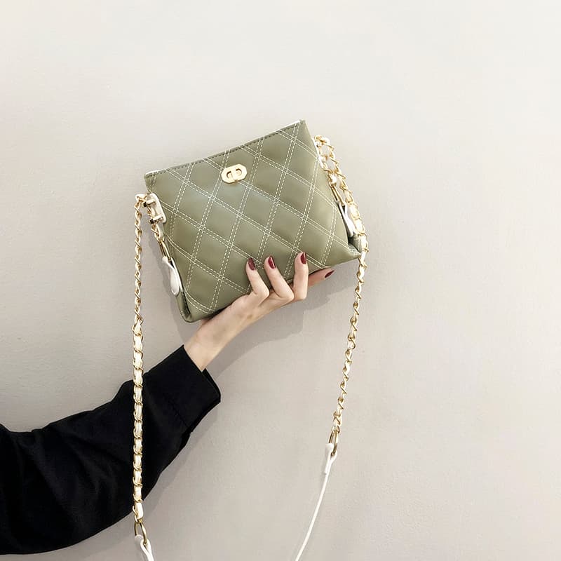 チェーン バッグ 菱格金具ミニショルダー