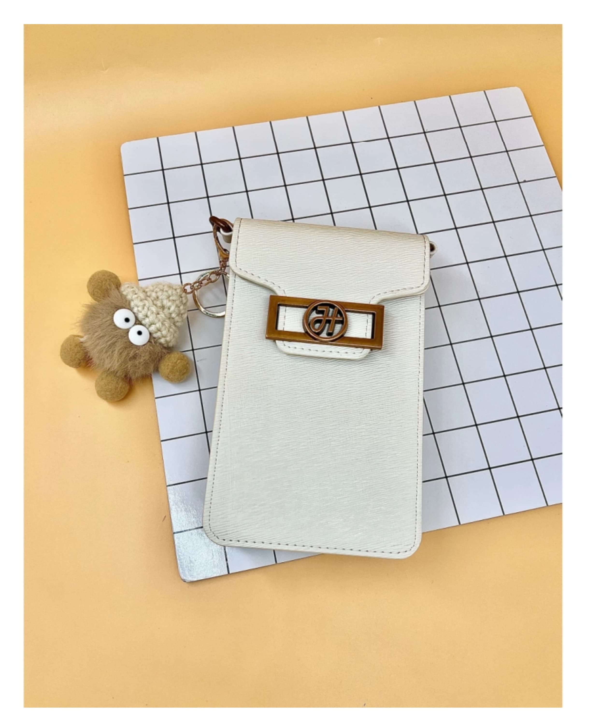 チェーン バッグ 金属留め具付き縦型ミニショルダーバッグ