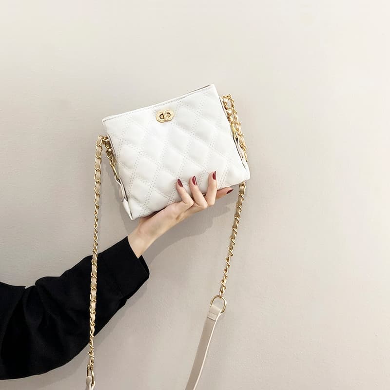チェーン バッグ 菱格金具ミニショルダー