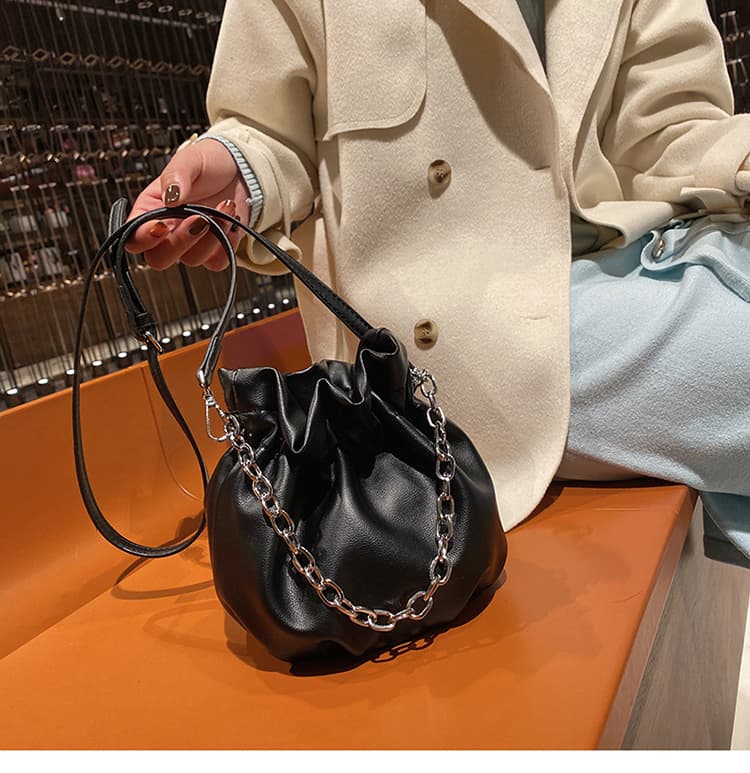 チェーン バッグ レトロ巾着型チェーンバッグ斜めがけショルダー