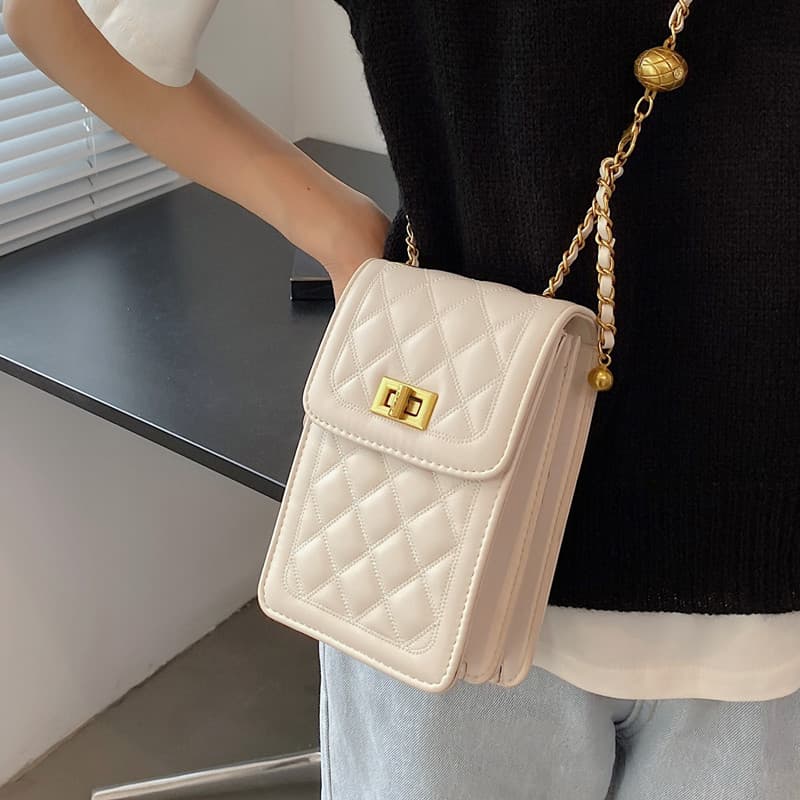 チェーン バッグ 菱形キルティング 金具留め ポシェット